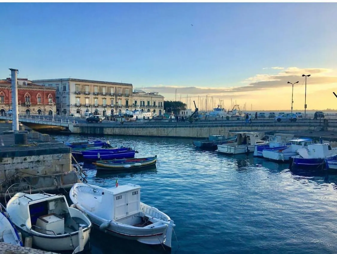 Bed and Breakfast Casa Titina CTA 2*, Catania